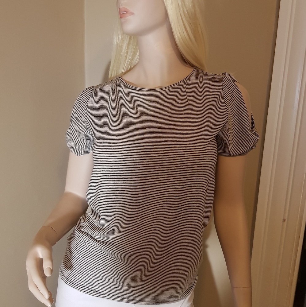 Short Sleeve T Shirt Loft Size:S